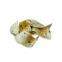 Load image into Gallery viewer, Quinoa + Rosemary &amp; Thyme Chips 50g
